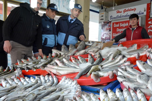 Aksaray’da Balıkçılar Denetimden Geçiriliyor