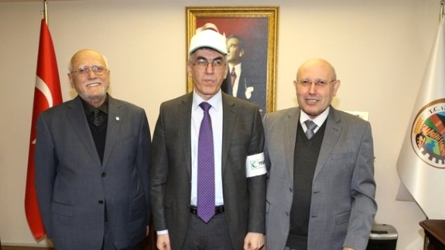 Vali Ataklı’ya Yeşilay Kolluğu Takıldı