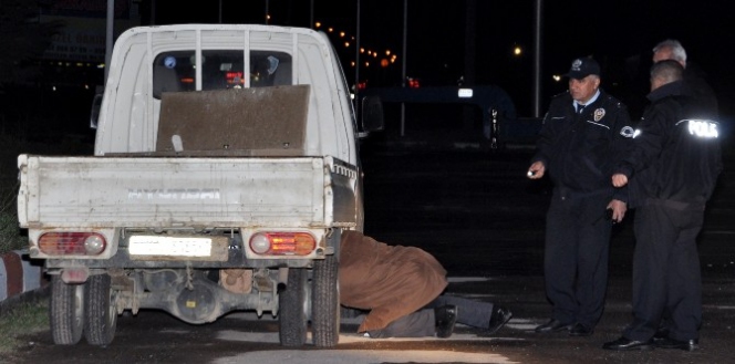 Suriye Plakalı Kamyonette Bomba İhtimali Emniyeti Alarma Geçirdi