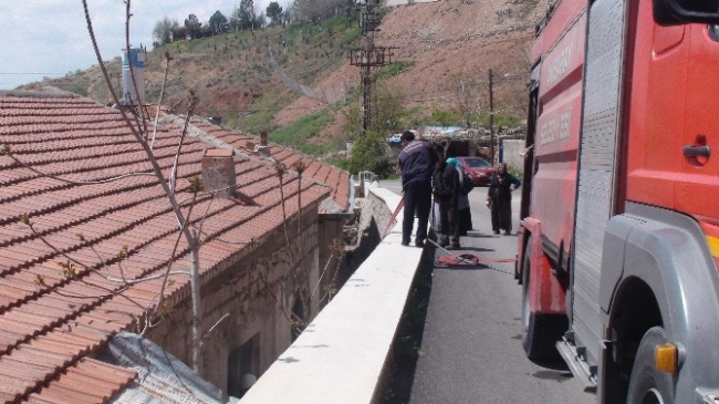 Aksaray’da Ev Yangını Korkuttu