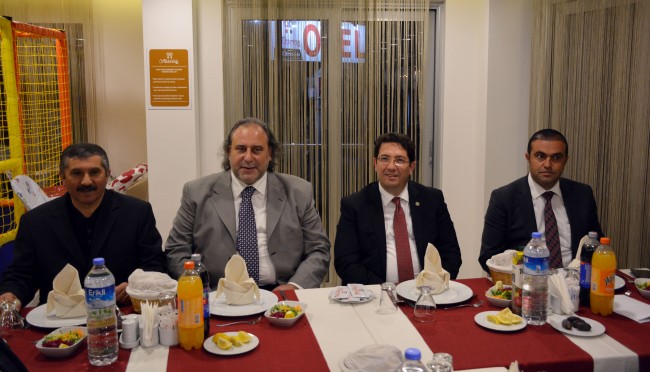 Başkan Yazgı, İnşaat Mühendisleri Yemekte Biraraya Geldi