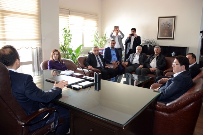 Başkan Yazgı ve Milletvekili Adayları Adliye Sarayını Ziyaret etti