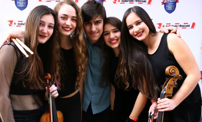 Aksaray Güzel Sanatlar Lisesi, İzmir’de Sahne Aldı