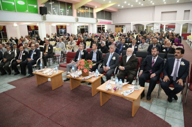 Kutlu Doğum Haftası kutlamaları kapsamında Aksaray’da konferans düzenlendi