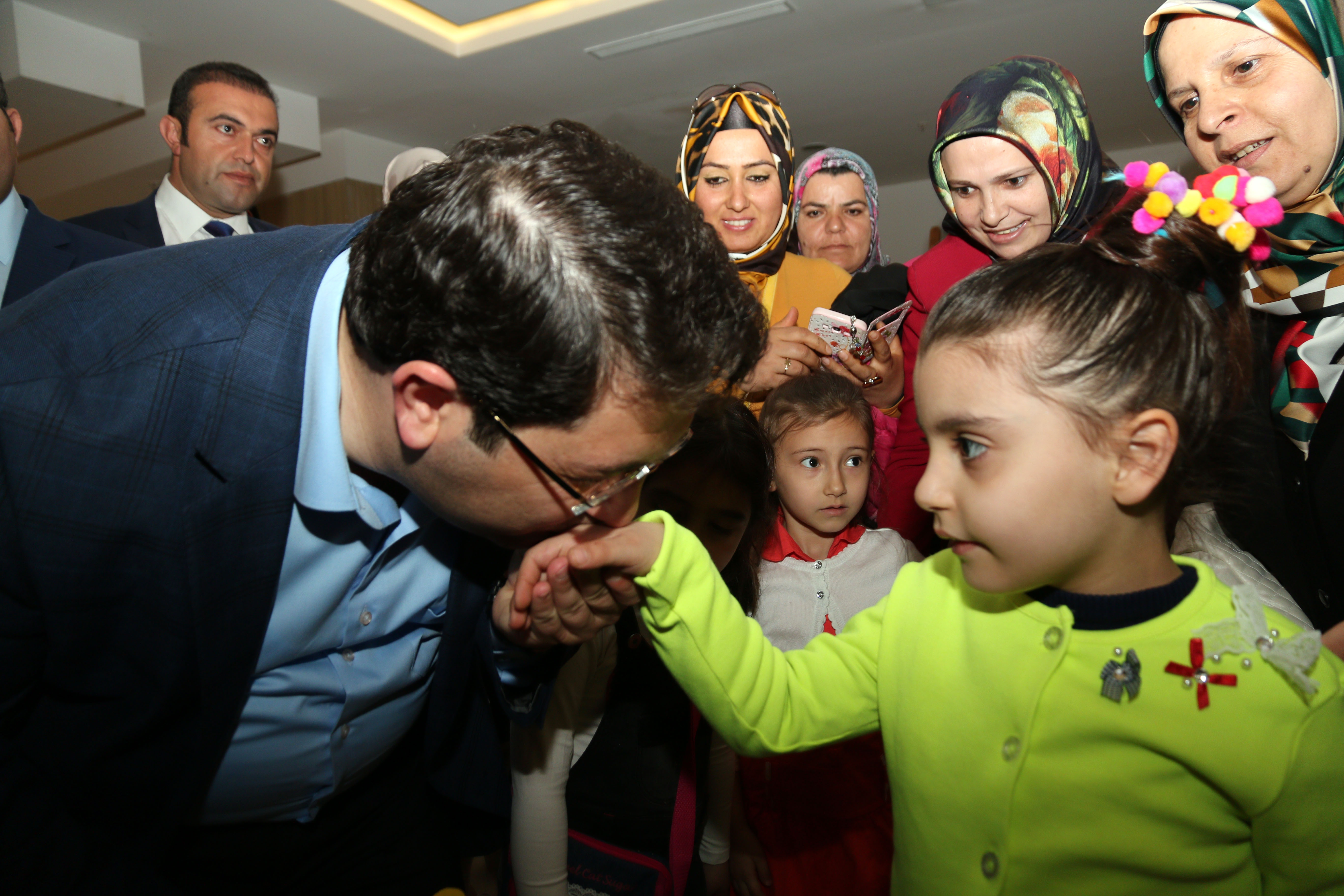 Başkan Yazgı, Kılıçaslan İlkokulu Sergisini açtı