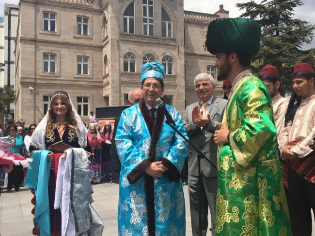 Başkan Yazgı Ahilik Töreninde Şed Giydi