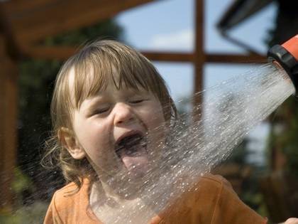 Oyun çağındaki çocuklarda 20 dakikada bir su tüketimi şart