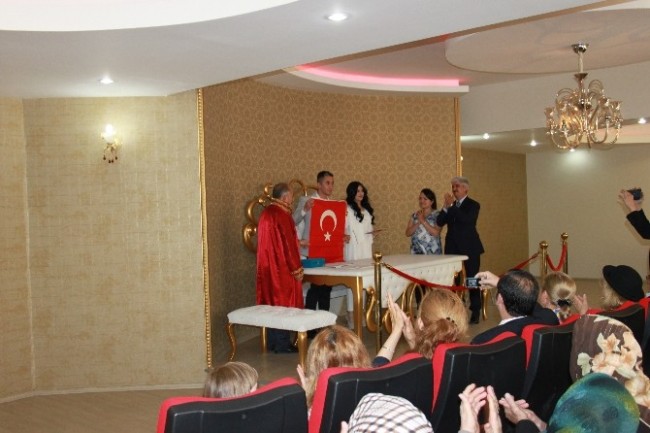 Evlenmek İçin 05.05.2015’i Seçtiler