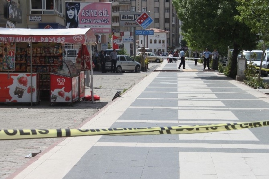 Aksaray’da Şüpheli Paket Paniği