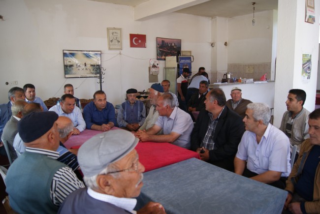 Anketler Ak Partiyi Tek Başına İktidar Gösteriyor