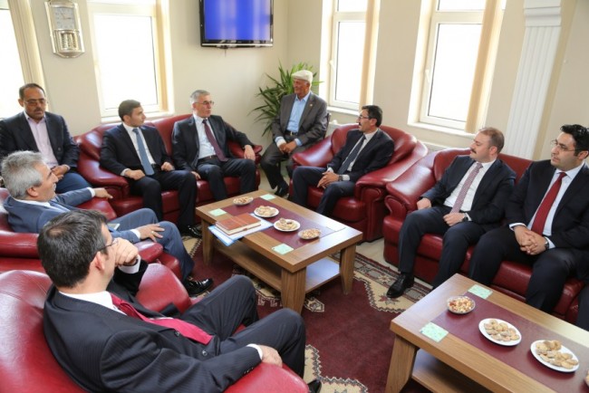 Vali Ataklı: Yoğun bir çalışma dönemine girdik