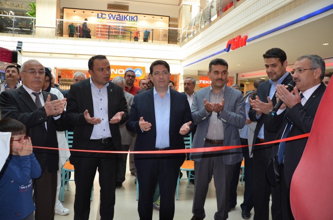 Efor’da Resim Sergisi Açıldı