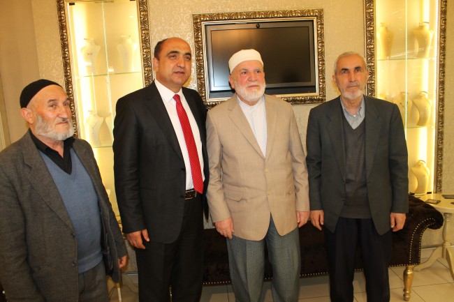 “Bize verilen görevi millete hizmet yolunda çalışıyoruz”