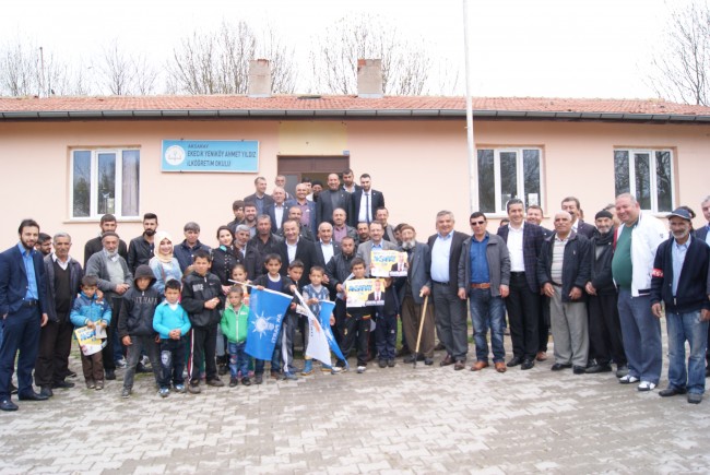 Ekecik bölgesi köylerini ziyaret