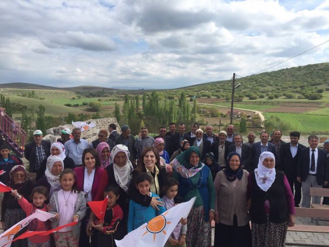“Hak davamızda halkımızla bütün olup yürüyeceğiz”