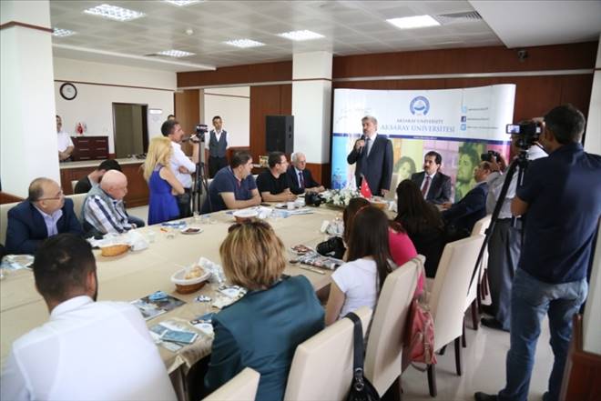 Aksaray Üniversitesi Rektörü Şahin, basınla buluştu