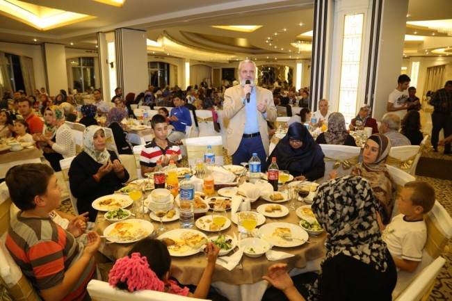 Ramazan; Berekettir,Paylaşmaktır