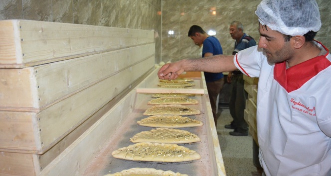 Ramazan ayının vazgeçilmezi cevizli çörek