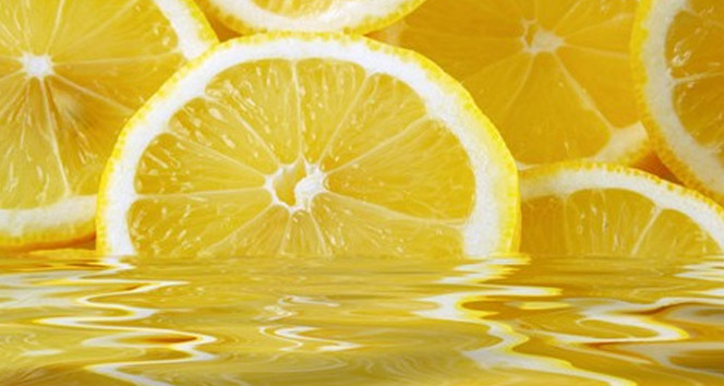 Yaz mevsiminde ferahlatan içecekler