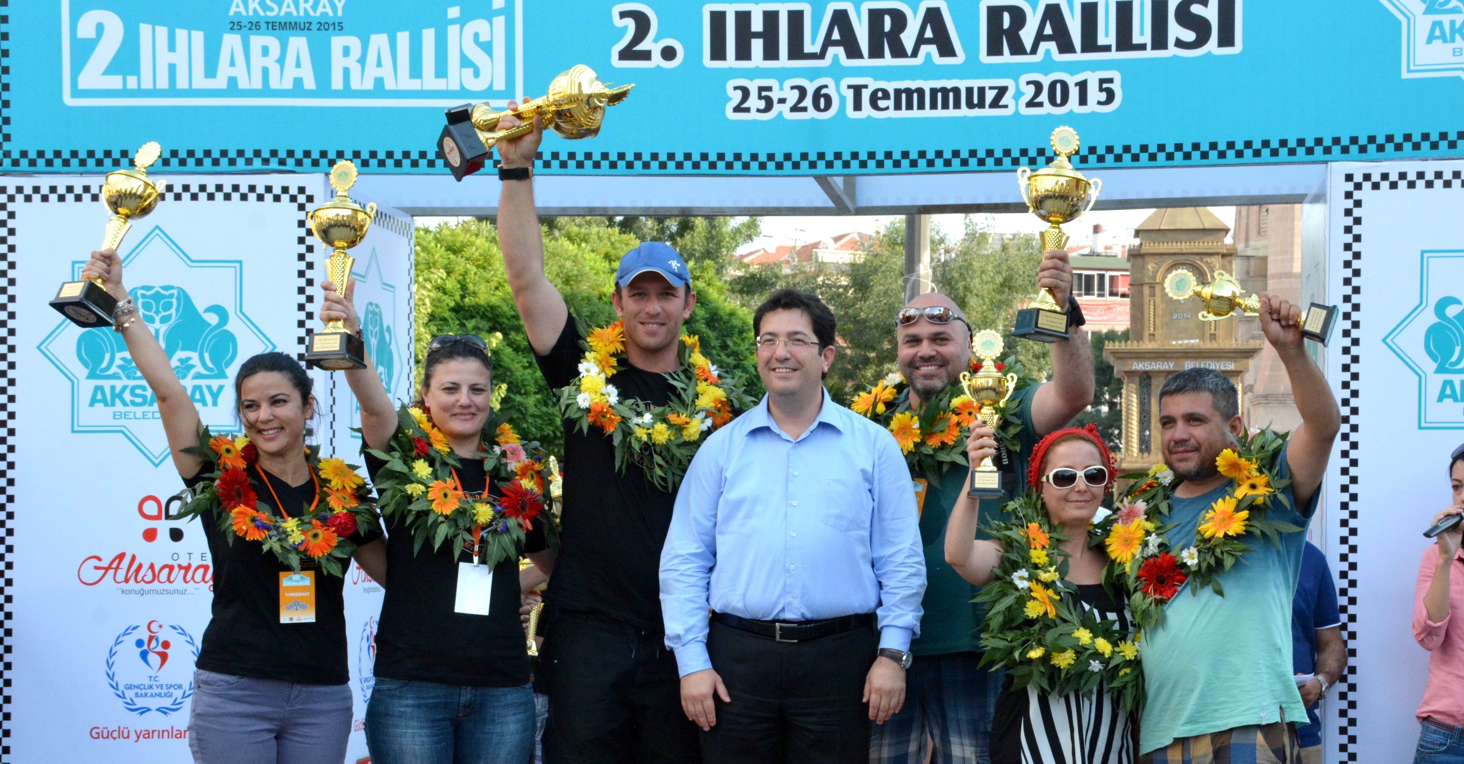 Şampiyonun Kupasını Başkan Yazgı Verdi