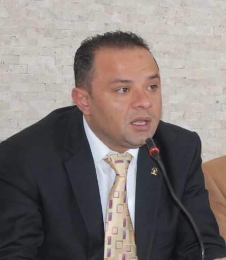 “Bu tür tezgâh ve her türlü kirli terör olaylarını lanetliyorum, şiddetle kınıyorum”