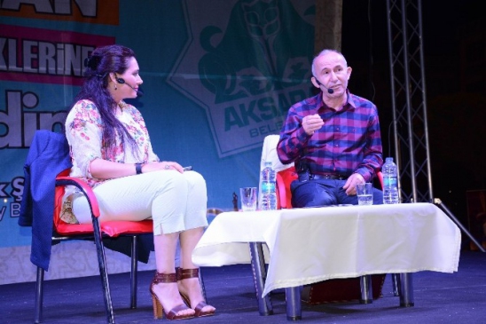 Ramazan Sokağı’nda Somuncu Baba Konferansı