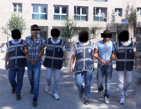 Kablo Hırsızları Suçüstü Yakalandı