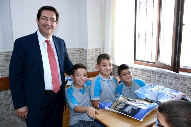 84 bin öğrenci ve 7 bin eğitim çalışanı ile Aksaray’da ders zili çaldı.