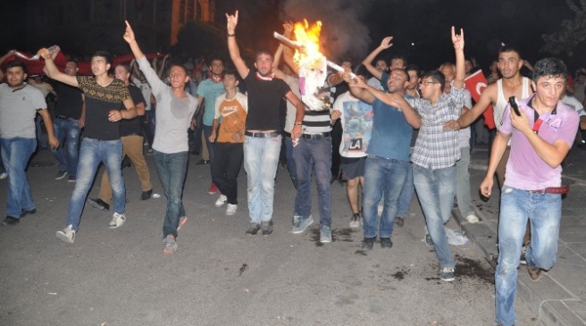 Aksaray’da Terör Yürüyüşü Sonrası Gerginlik