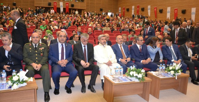 ASÜ Akademik Yılı Açılışını Yaptı