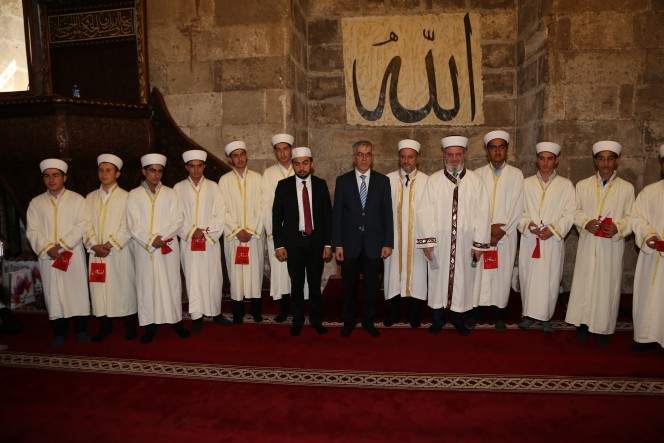 Aksaray’da 12 hafız icazet aldı