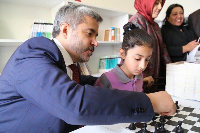 ASÜ Üçüncü Kütüphaneyi Alayhan Köyüne Kurdu