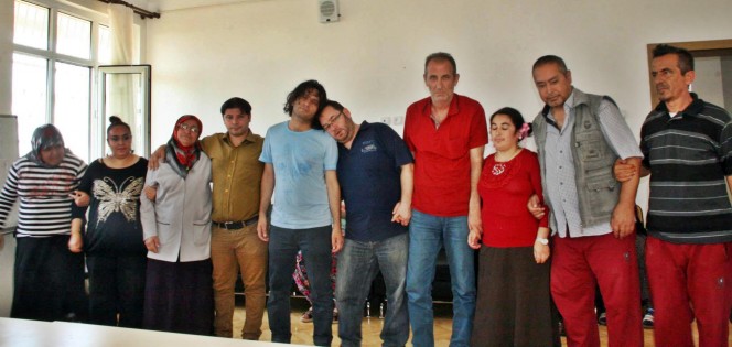 TRSM Şizofren Tiyatrosu Ödül getirdi