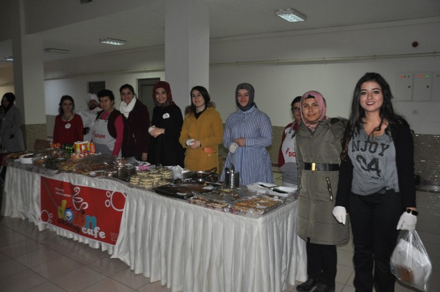 Down Sendromu Derneğinden ASÜ’de Kermes