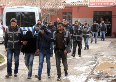 Uyuşturucu Operasyonu: 17 Gözaltı