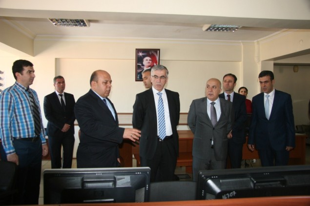 Vali  Ataklı Emniyet Müdürlüğünü Ziyaret Etti