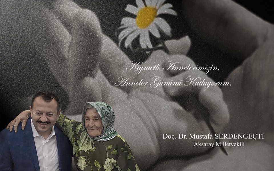 İnsanın en birinci üstadı ve en tesirli öğretmeni annesidir