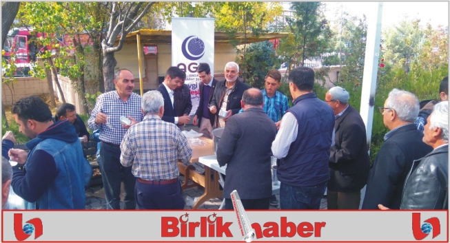 AGD Aksaray Şubesi Sanayi Camiin Cuma Namazı Çıkışı Aşure İkram Etti