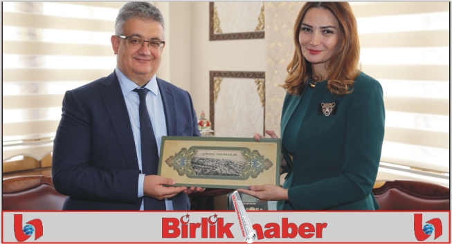 Azerbaycan Milletvekili Paşayeva Vali Pekmez’i Ziyaret Etti