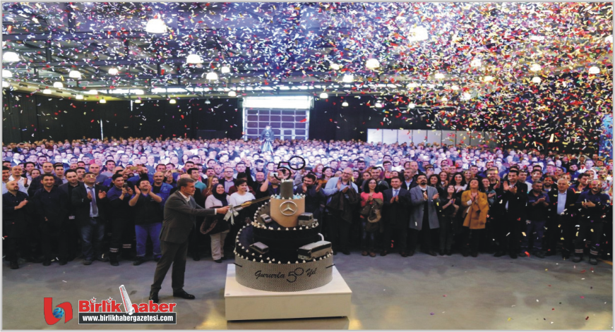 Mercedes-Benz Türk 50. yılını tüm çalışanları ile  coşkuyla kutladı