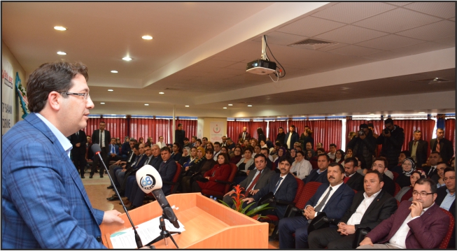 Sağlık çalışanlarımız fedakârlık örneği sergiliyor