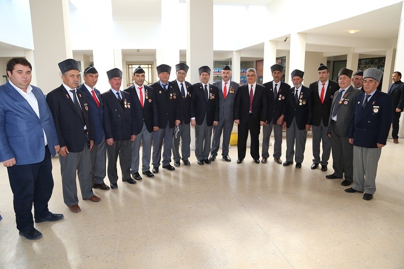 Vali Aykut Pekmez Gazileri ziyaret etti