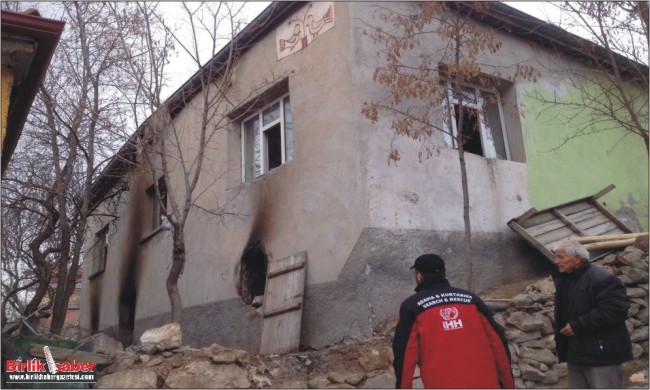 İHH, Evi Yanan Aile İçin Yardım Kampanyası Başlattı