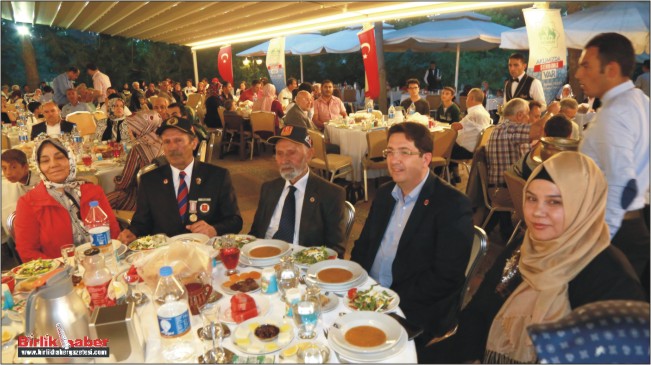 Aksaray Belediyesinin İftar Yemeğinde Birlik Beraberlik Mesajı Verildi