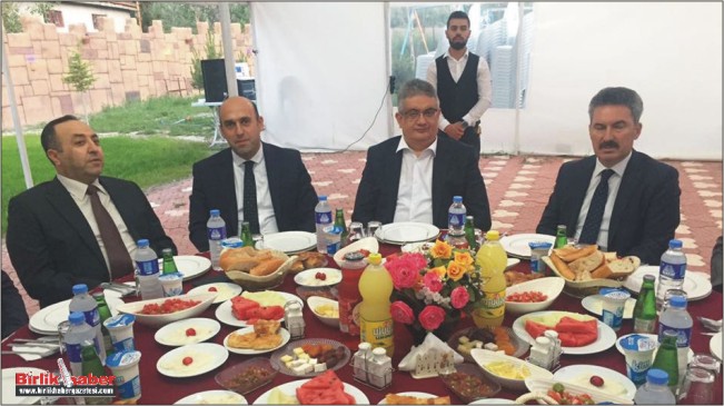 Vali Pekmez Ortaköy İlçesini ziyaret etti