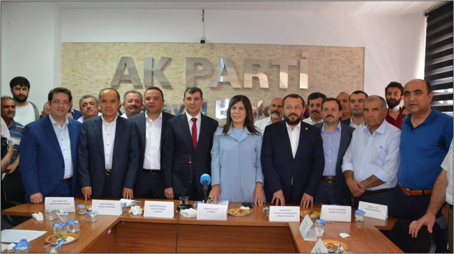 Ak Parti İl Başkanlığında devir teslim töreni yapıldı