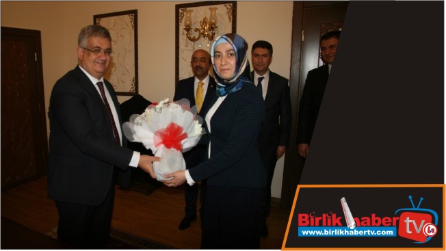 Öğretmenlerden valilik ziyareti