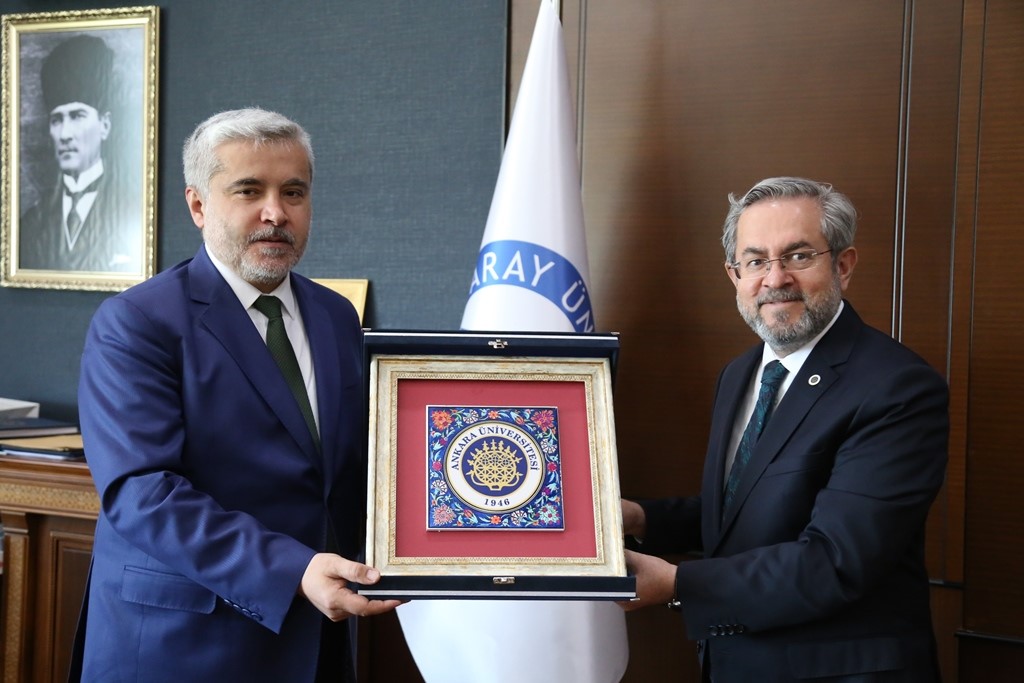 Rektör Ünüvar’dan Nezaket Ziyareti