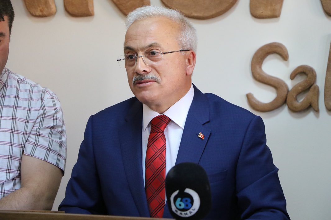 Aksaray’ın yeni Valisi Mehmet  Ali Kumbuzoğlu göreve başladı
