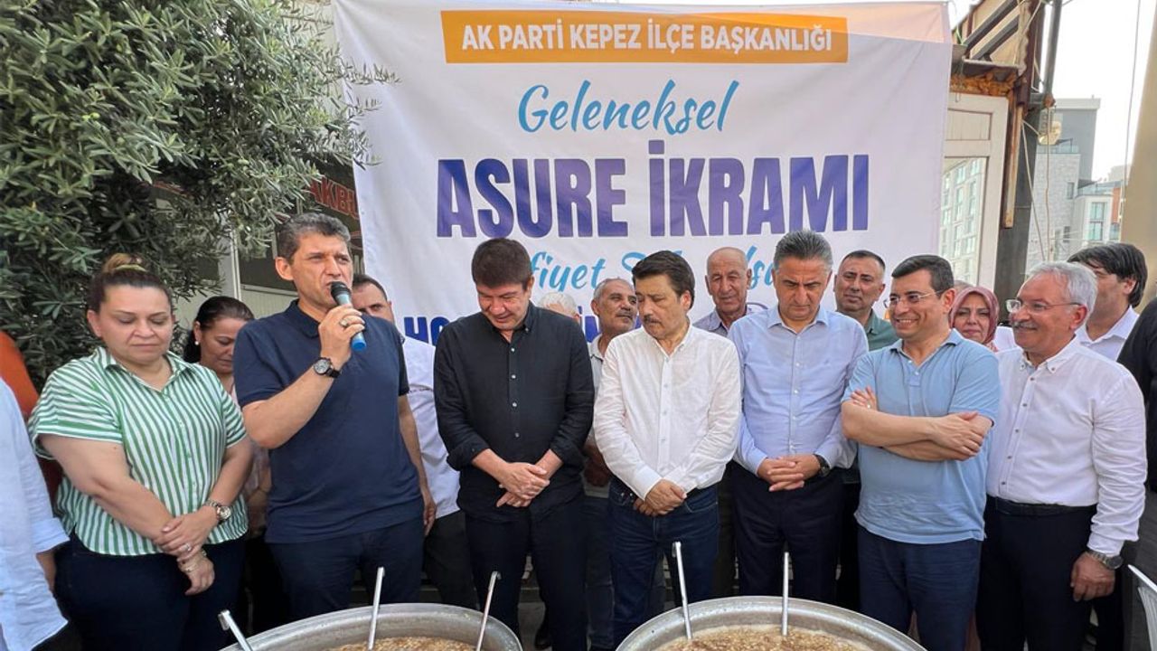 AK Parti Antalya’da sahada tam kadro: Vatandaştan tam not